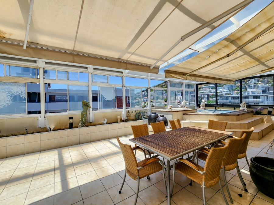 4 Bedroom Property for Sale in Sea Point Western Cape